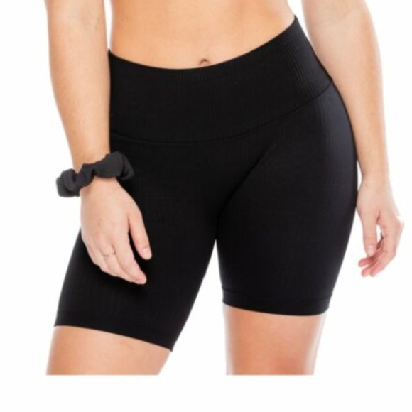 BLACK BIKE SHORTS SUPER SOFT & NEW - Picture 3 of 3